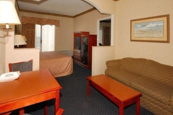 Hotel Lakeside Resort and Conference Center (Nellsville)